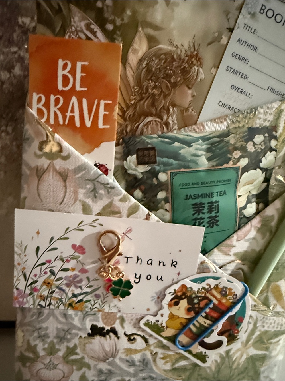 Blind date with a book, dual story, teen novelist fictional character YA - Picture 2 of 4